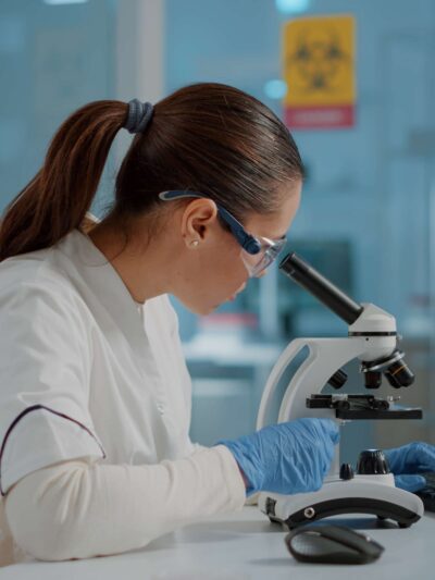 Laboratorios y Servicios de Salud